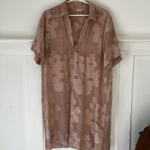 wilfred from aritzia, button down, pink size small.